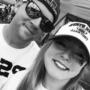 Meet your Posher, Dustin